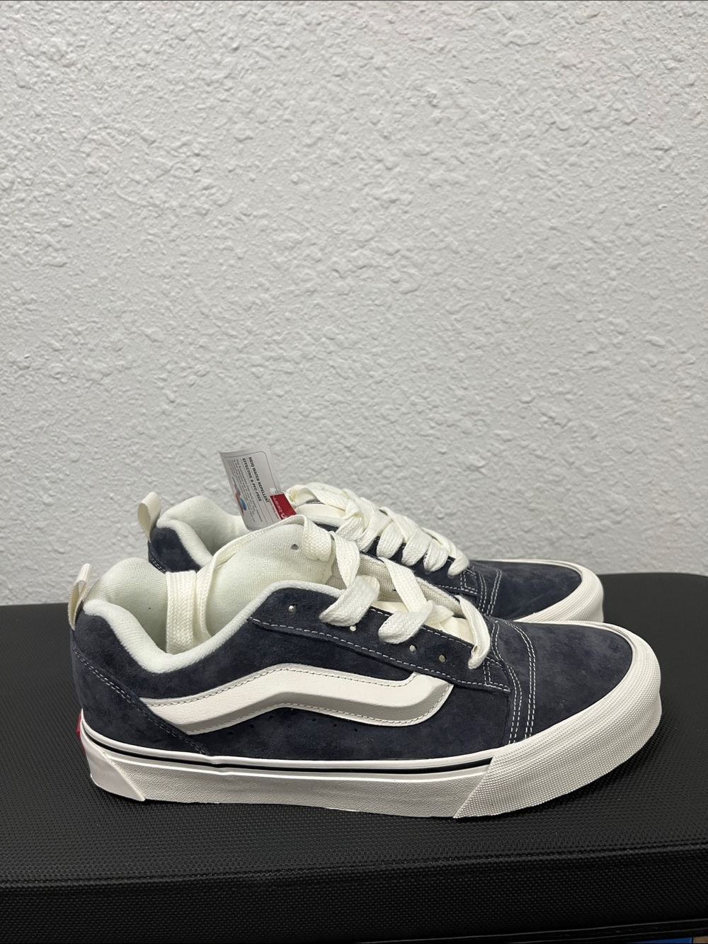 Vans Knu Skool Pig Suede Gray Low-Top Skate Sneakers - White Accent